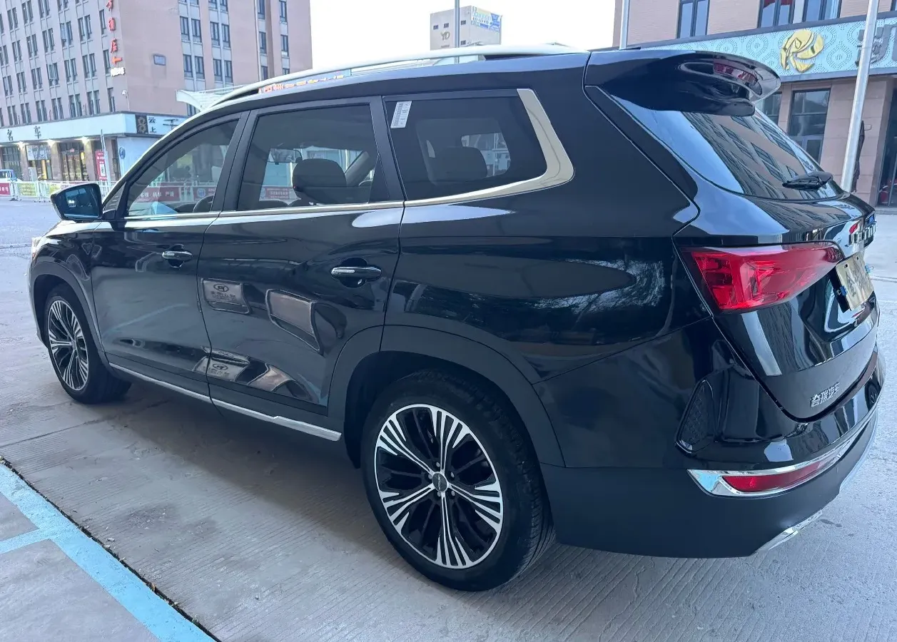 2021 Jetour X70 1.6T 197HP L4 7DCT,autocango,china used car exporter,china ev exporter,chinese used car exporter,chinese used ev exporter