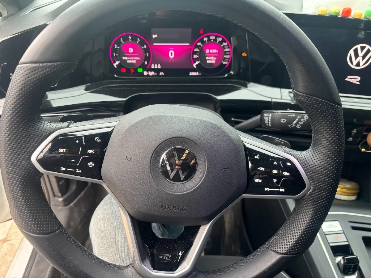 2023 Volkswagen Golf 1.4T 150HP L4 7DCT,autocango,china used car exporter,china ev exporter,chinese used car exporter,chinese used ev exporter