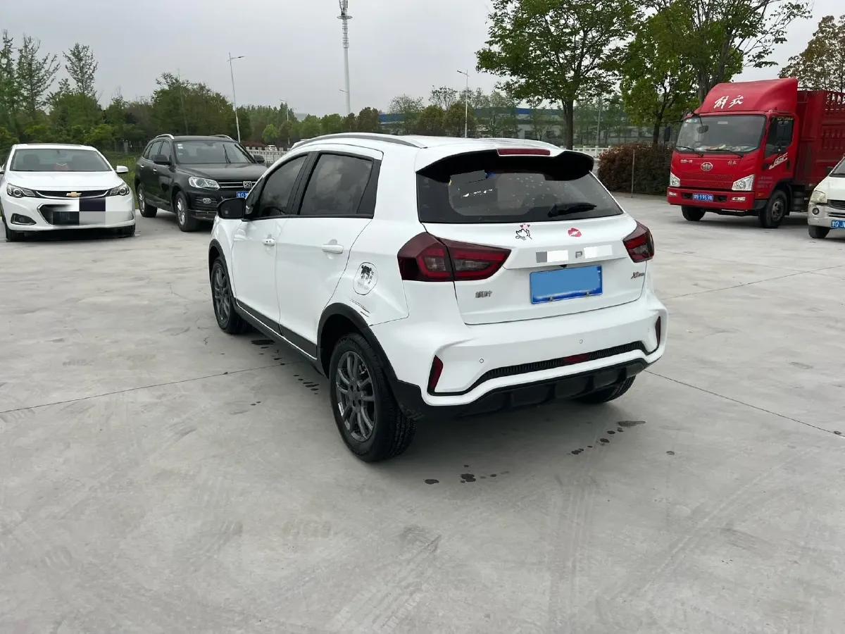 2022 Livan X3 PRO 1.5L 113HP L4 CVT,autocango,china used car exporter,china ev exporter,chinese used car exporter,chinese used ev exporter