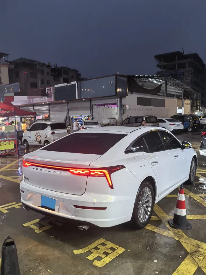 2025 Bestune B70 1.5T 169HP L4 7DCT,autocango,china used car exporter,china ev exporter,chinese used car exporter,chinese used ev exporter