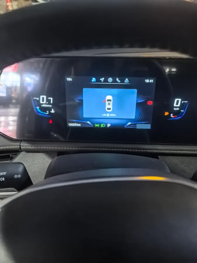 2025 Bestune B70 1.5T 169HP L4 7DCT,autocango,china used car exporter,china ev exporter,chinese used car exporter,chinese used ev exporter