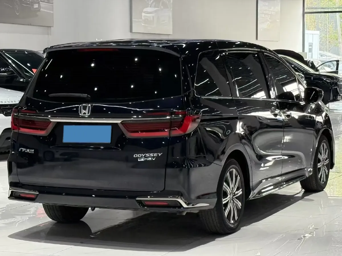 2022 Honda Odyssey 2.0L 146HP L4 E-CVT Hybrid,autocango,china used car exporter,china ev exporter,chinese used car exporter,chinese used ev exporter