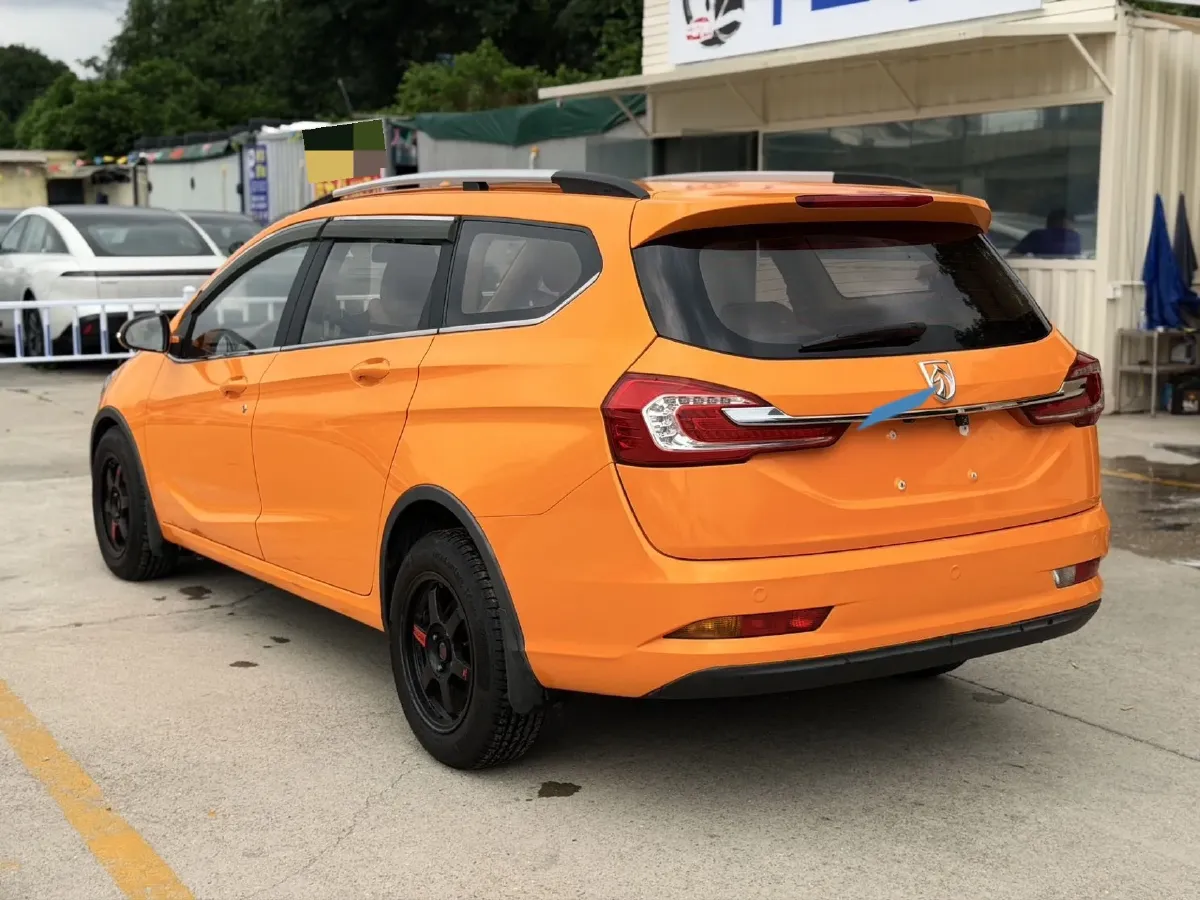 2017 BaoJun 310W 1.5L 112HP L4 6MT,autocango,china used car exporter,china ev exporter,chinese used car exporter,chinese used ev exporter