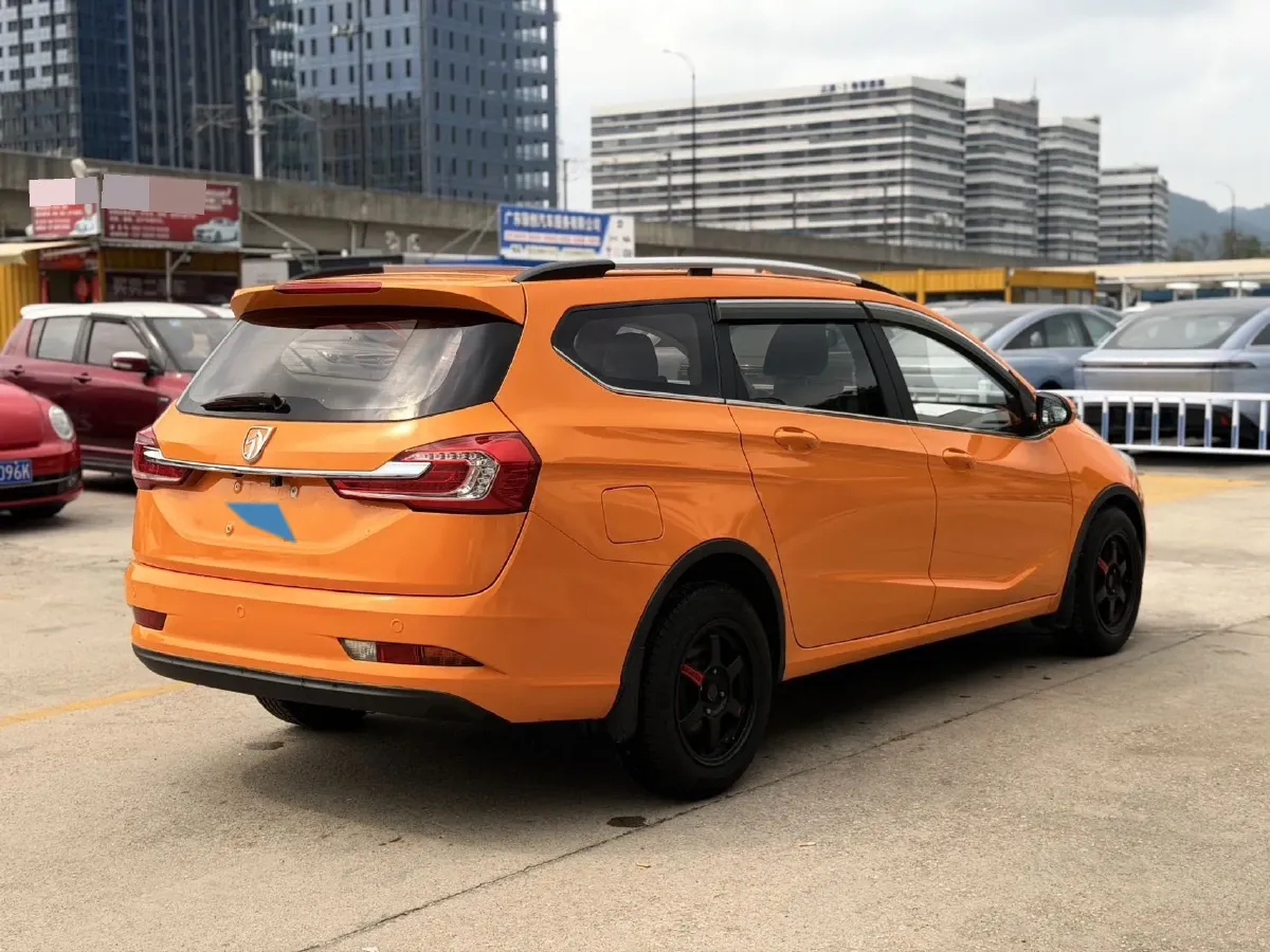 2017 BaoJun 310W 1.5L 112HP L4 6MT,autocango,china used car exporter,china ev exporter,chinese used car exporter,chinese used ev exporter