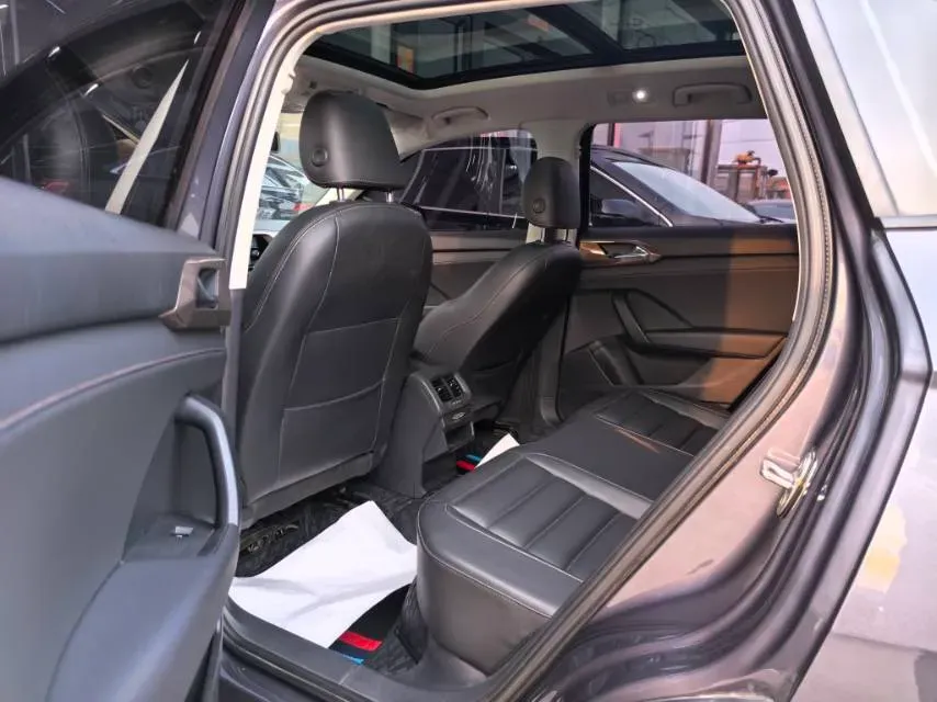 2020 Volkswagen Tharu 1.4T 150HP L4 7DCT,autocango,china used car exporter,china ev exporter,chinese used car exporter,chinese used ev exporter