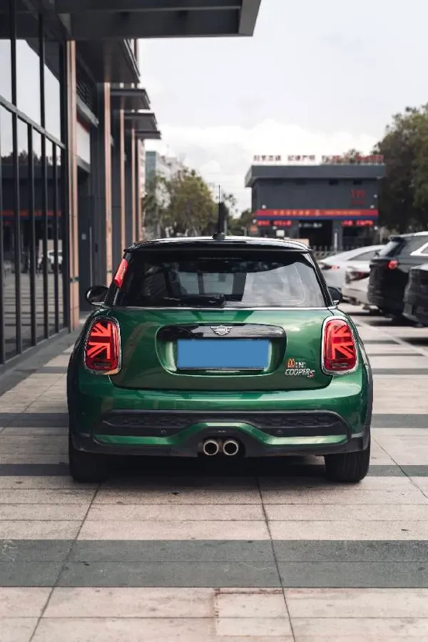 2022 MINI MINI 2.0T 192HP L4 7DCT,autocango,china used car exporter,china ev exporter,chinese used car exporter,chinese used ev exporter