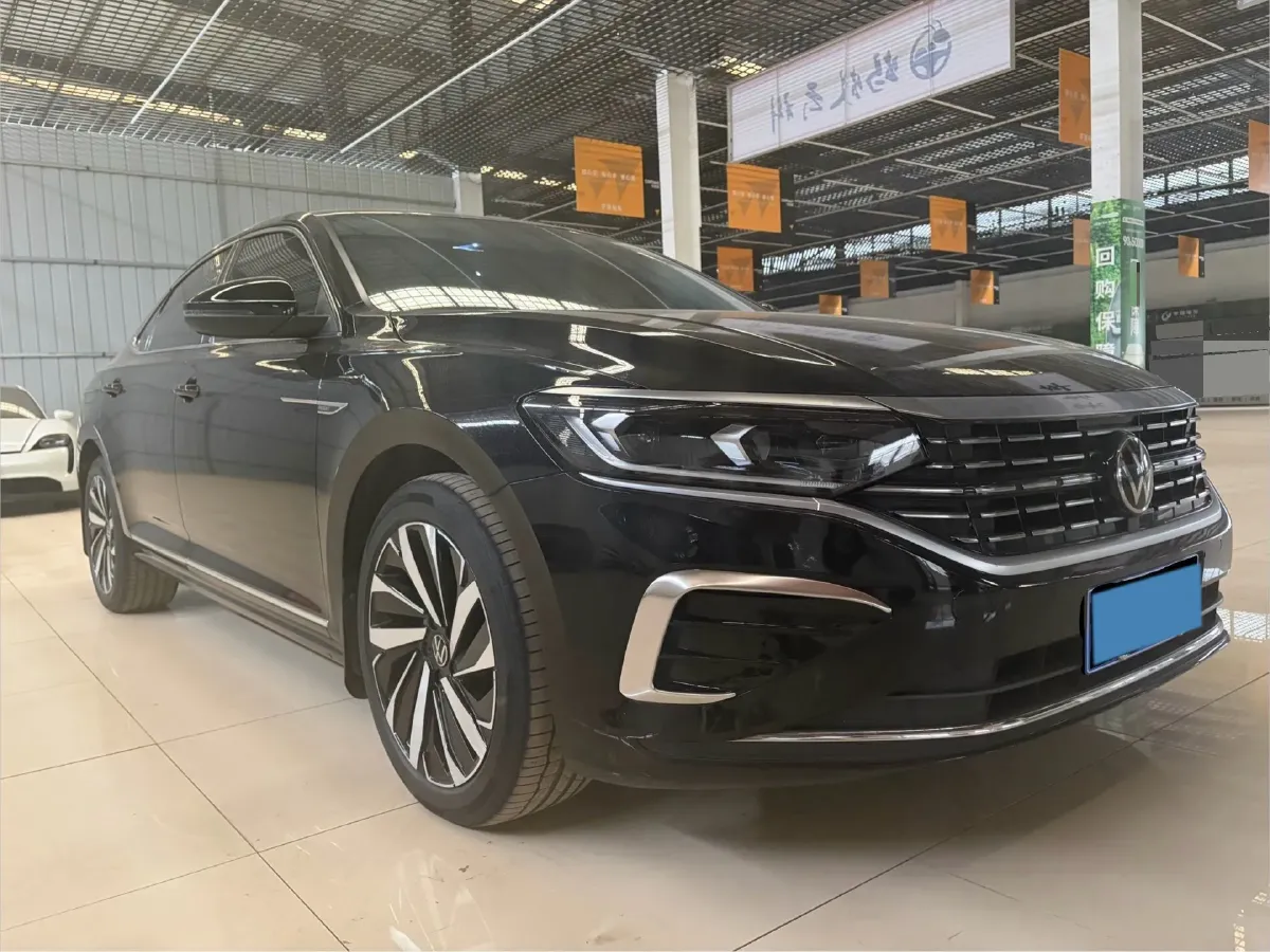 2023 Volkswagen Passat 2.0T 186HP L4 7DCT,autocango,china used car exporter,china ev exporter,chinese used car exporter,chinese used ev exporter