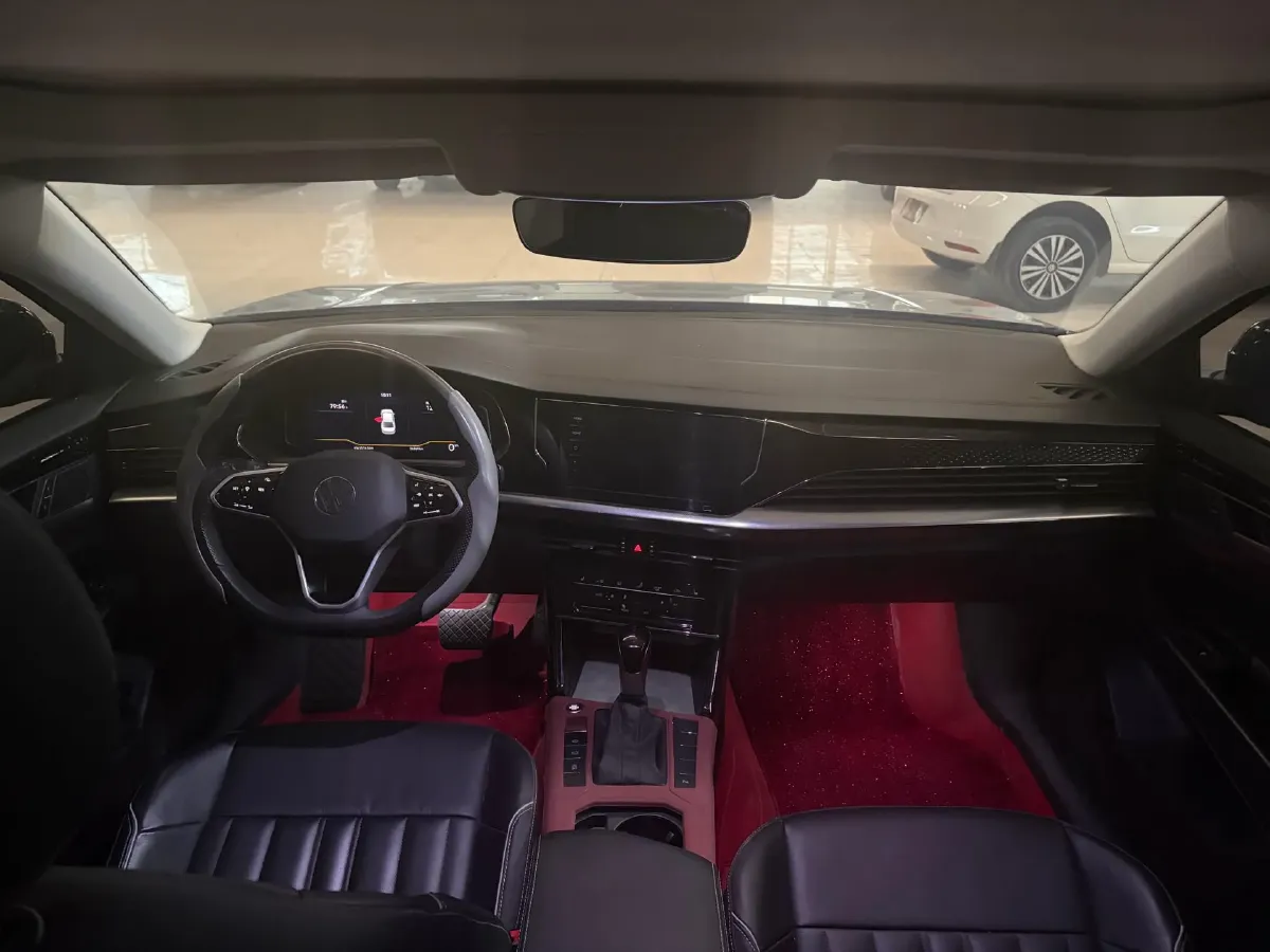 2023 Volkswagen Passat 2.0T 186HP L4 7DCT,autocango,china used car exporter,china ev exporter,chinese used car exporter,chinese used ev exporter