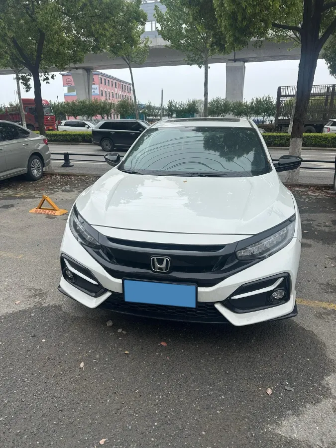 2021 Honda Civic 1.5T 177HP L4 CVT,autocango,china used car exporter,china ev exporter,chinese used car exporter,chinese used ev exporter
