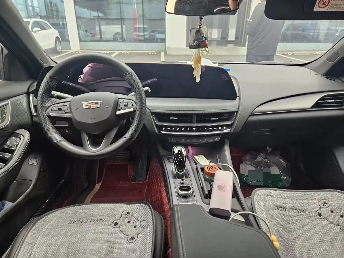 2025 Cadillac CT5 2.0T 237HP L4 10AT,autocango,china used car exporter,china ev exporter,chinese used car exporter,chinese used ev exporter