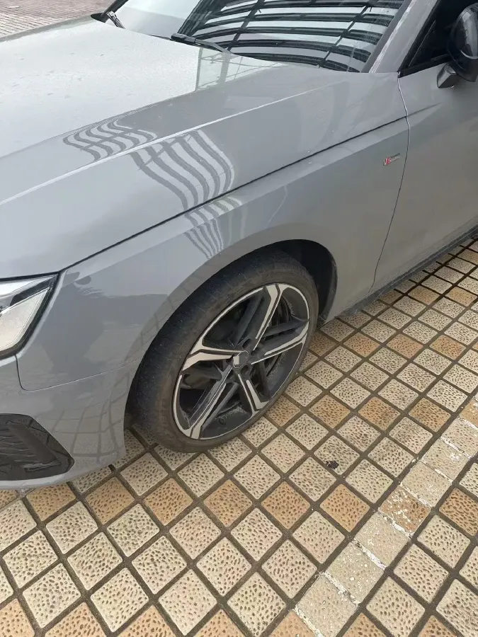 2024 Audi A4L 2.0T 190HP L4 7DCT,autocango,china used car exporter,china ev exporter,chinese used car exporter,chinese used ev exporter