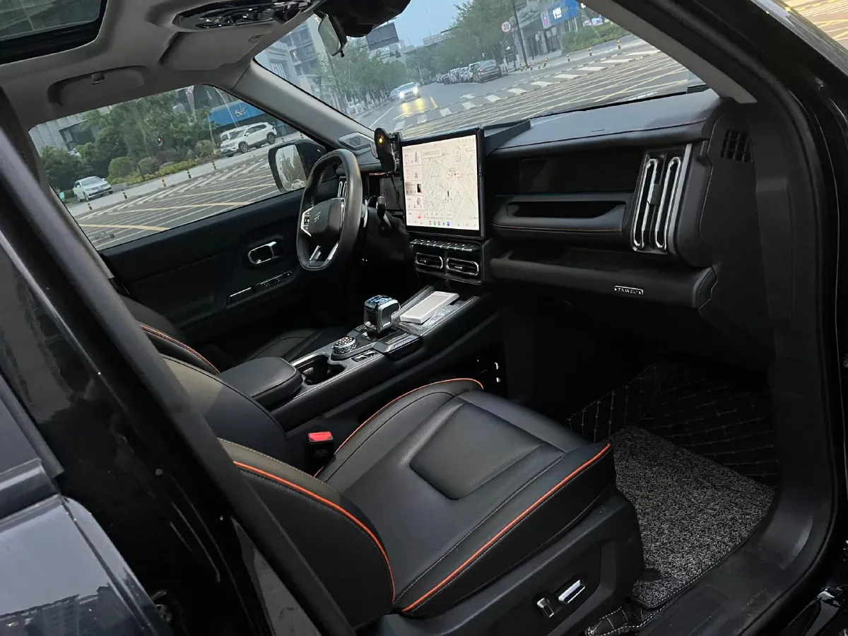 2025 Jetour Traveller 2.0T 254HP L4 7DCT,autocango,china used car exporter,china ev exporter,chinese used car exporter,chinese used ev exporter