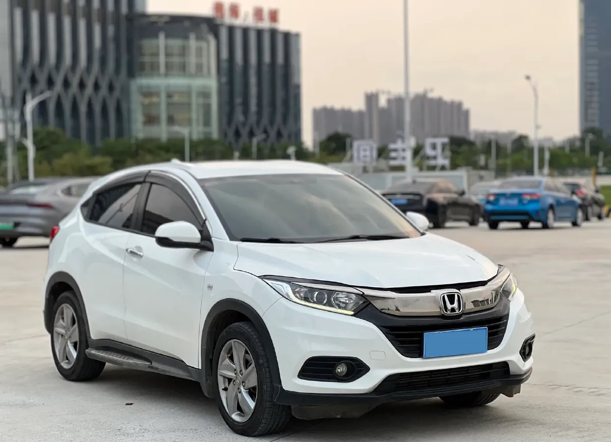 2019 Honda Vezel 1.5T 177HP L4 CVT,autocango,china used car exporter,china ev exporter,chinese used car exporter,chinese used ev exporter