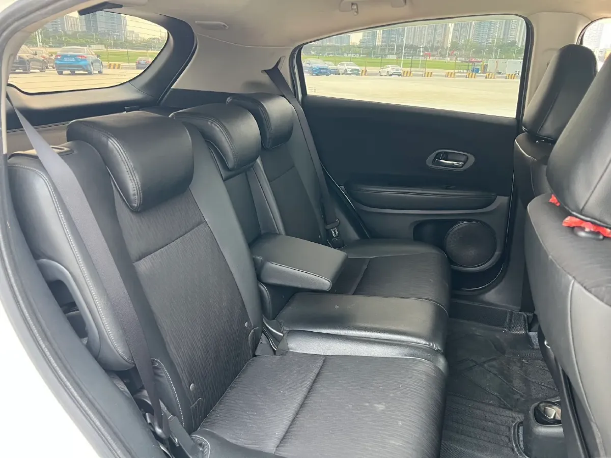 2019 Honda Vezel 1.5T 177HP L4 CVT,autocango,china used car exporter,china ev exporter,chinese used car exporter,chinese used ev exporter