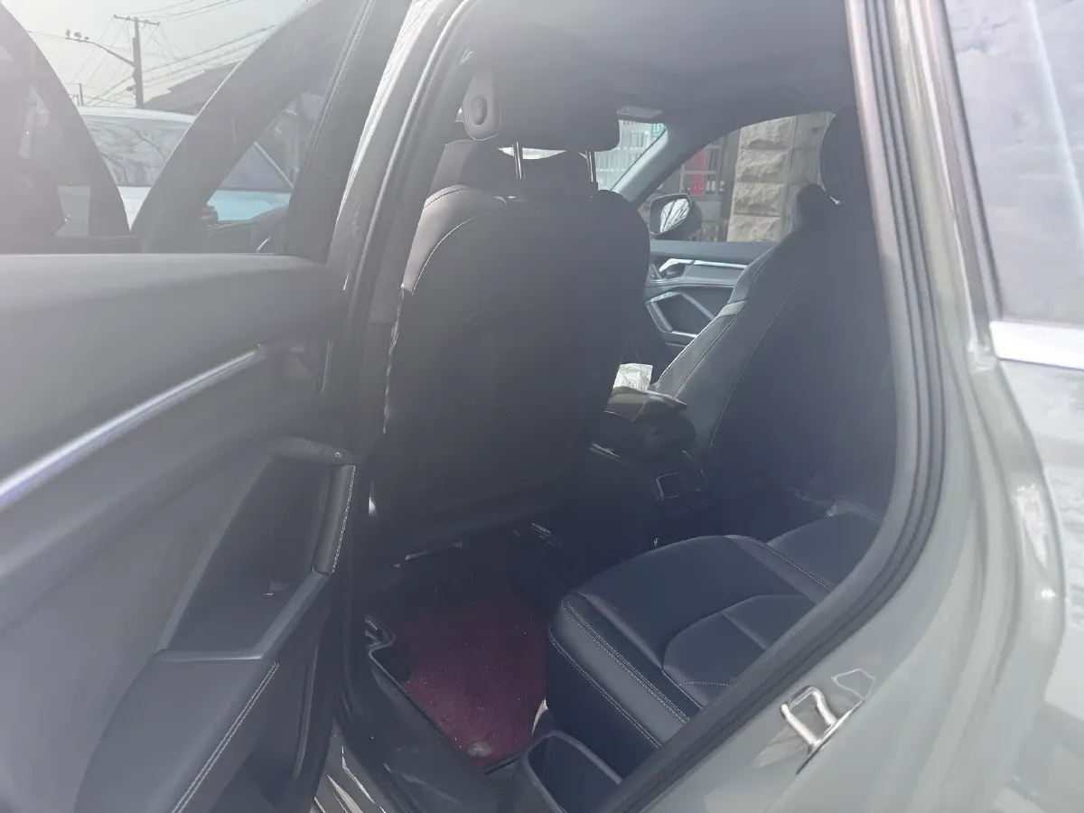 2024 Audi Q3 1.5T 160HP L4 7DCT,autocango,china used car exporter,china ev exporter,chinese used car exporter,chinese used ev exporter