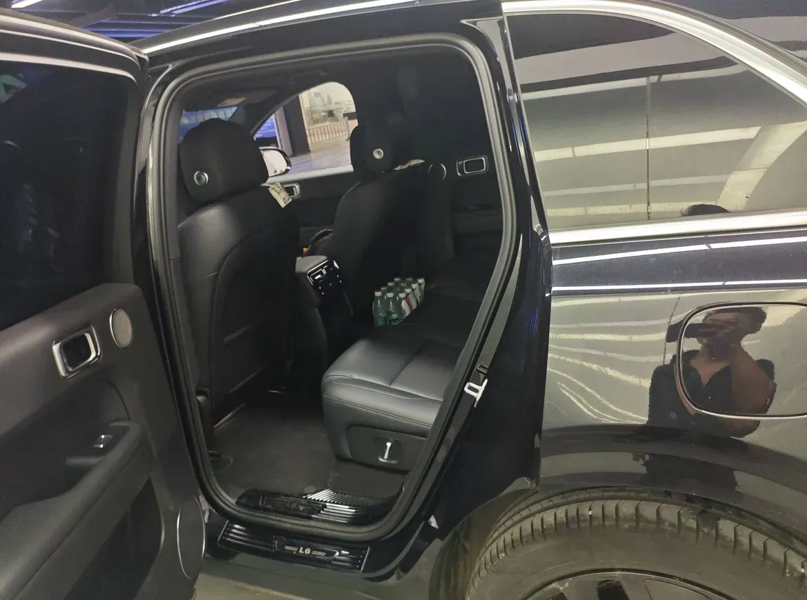 2024 Li L6 Range Extended 154HP L4 REEV 36.8KWH,autocango,china used car exporter,china ev exporter,chinese used car exporter,chinese used ev exporter