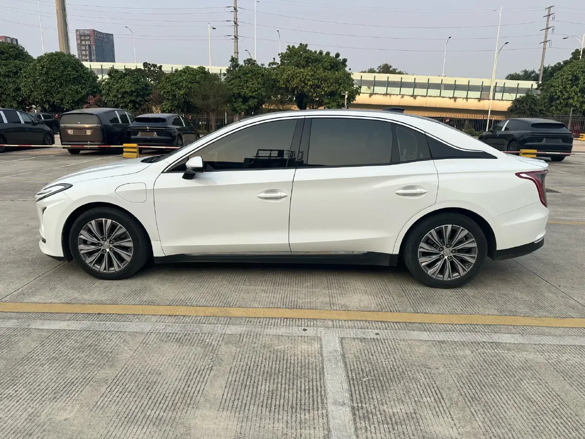 2022 HongQi E-QM5 BEV 54KWH,autocango,china used car exporter,china ev exporter,chinese used car exporter,chinese used ev exporter
