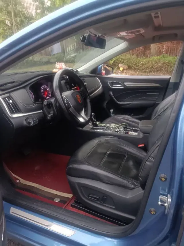 2020 Roewe i6 1.6L 125HP L4 CVT,autocango,china used car exporter,china ev exporter,chinese used car exporter,chinese used ev exporter