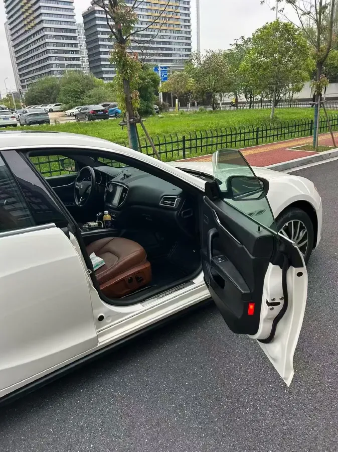 2018 Maserati Ghibli 3.0T 350HP V6 8AT,autocango,china used car exporter,china ev exporter,chinese used car exporter,chinese used ev exporter