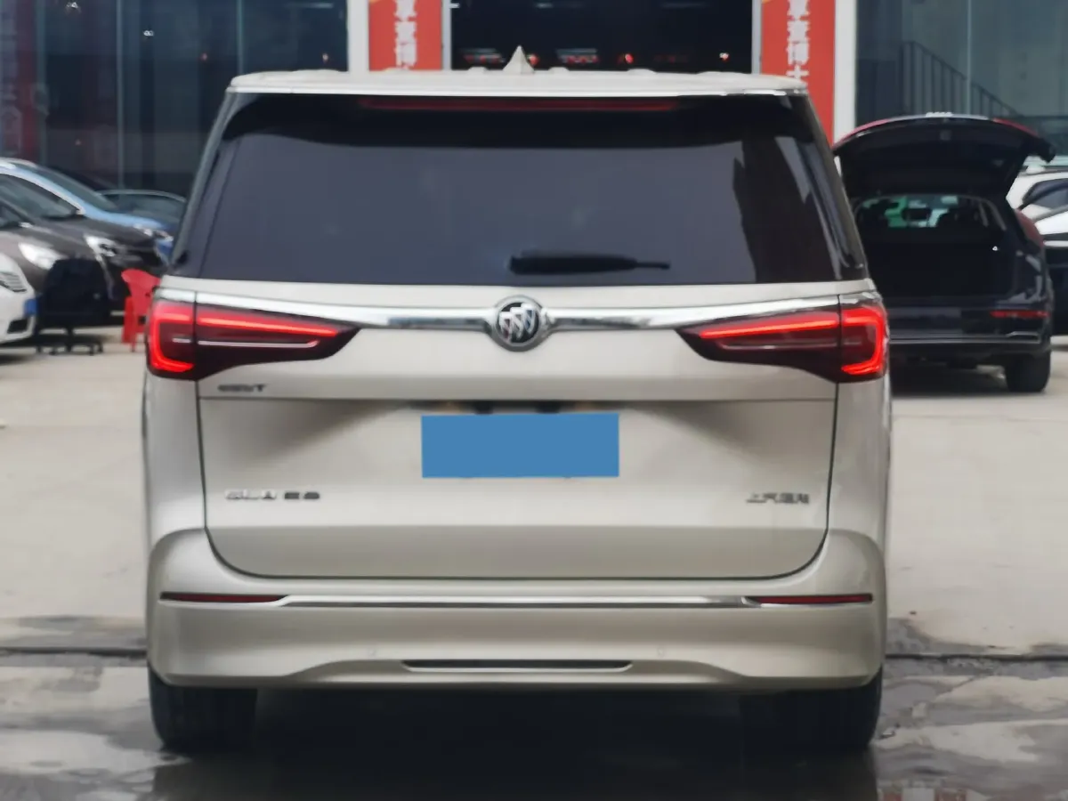 2022 Buick GL8 2.0T 237HP L4 9AT,autocango,china used car exporter,china ev exporter,chinese used car exporter,chinese used ev exporter