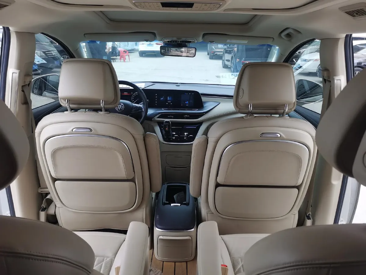 2022 Buick GL8 2.0T 237HP L4 9AT,autocango,china used car exporter,china ev exporter,chinese used car exporter,chinese used ev exporter