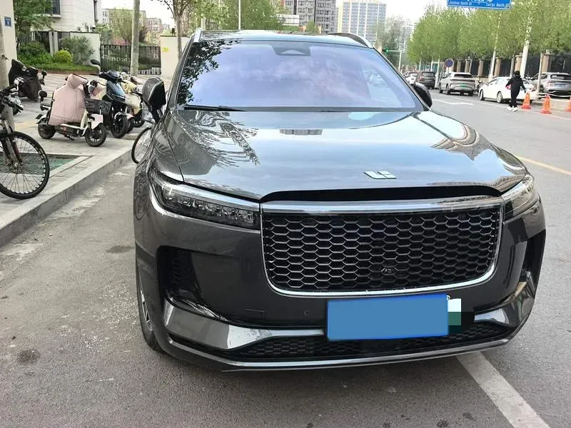 2021 Li ONE Range Extended 131HP REEV 40.5KWH,autocango,china used car exporter,china ev exporter,chinese used car exporter,chinese used ev exporter