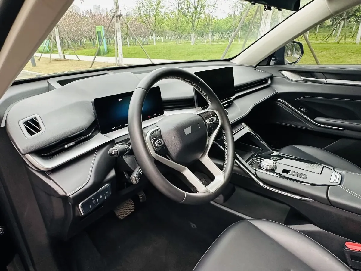 2021 Haval H6 2.0T 211HP L4 7DCT,autocango,china used car exporter,china ev exporter,chinese used car exporter,chinese used ev exporter