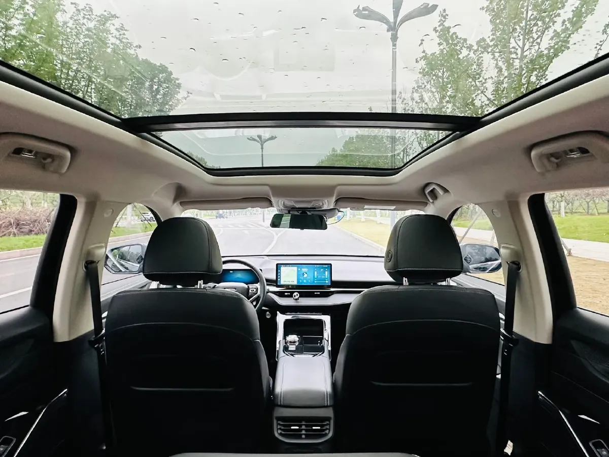 2021 Haval H6 2.0T 211HP L4 7DCT,autocango,china used car exporter,china ev exporter,chinese used car exporter,chinese used ev exporter