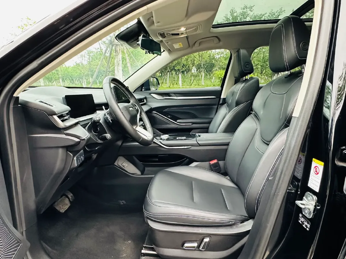 2021 Haval H6 2.0T 211HP L4 7DCT,autocango,china used car exporter,china ev exporter,chinese used car exporter,chinese used ev exporter