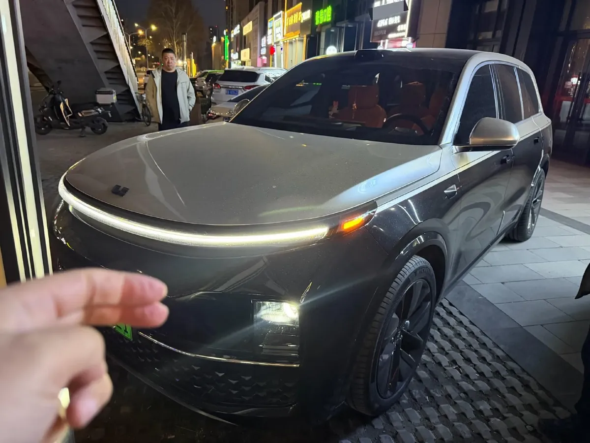 2024 Li L9 Range Extended 154HP REEV 52.3KWH,autocango,china used car exporter,china ev exporter,chinese used car exporter,chinese used ev exporter