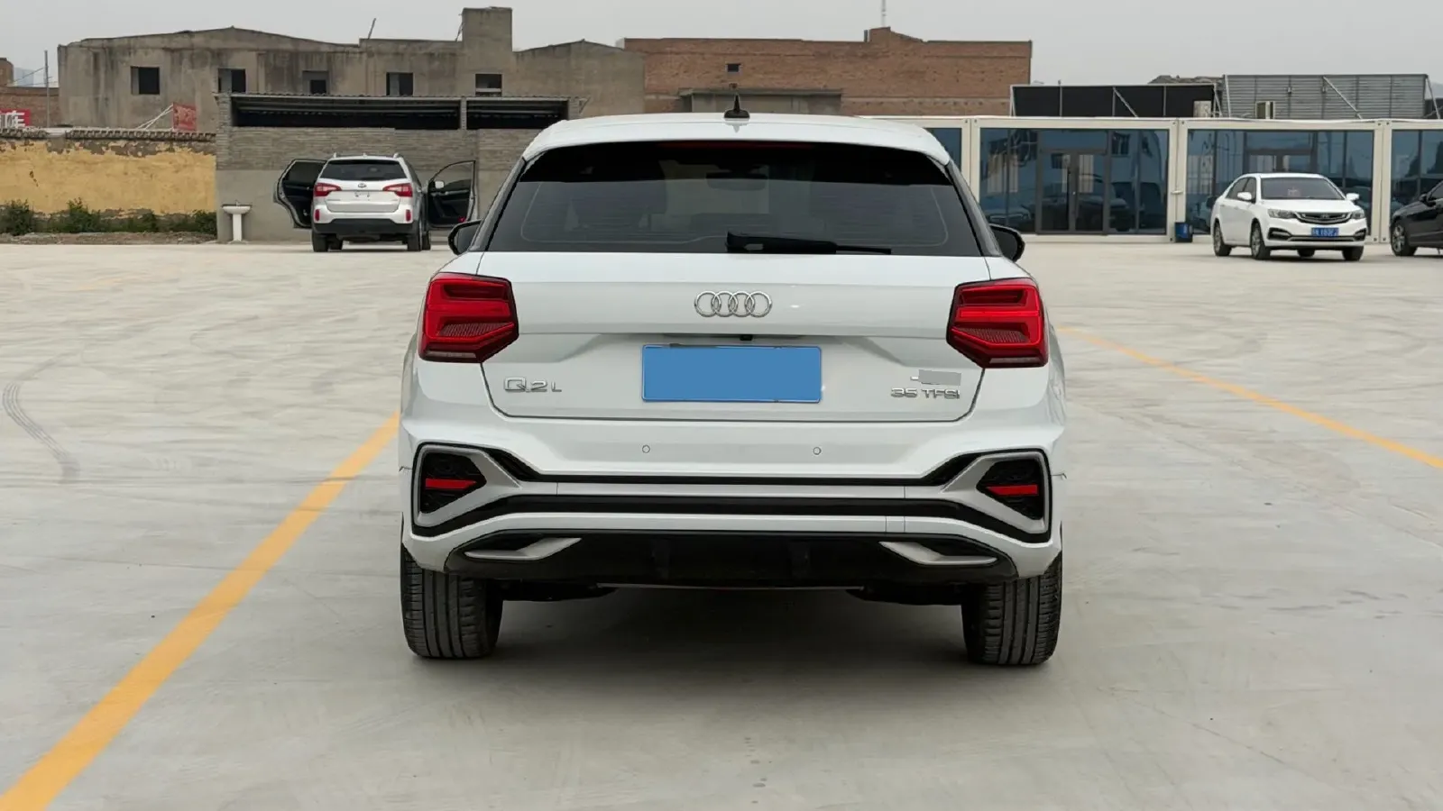 2023 Audi Q2L 1.5T 160HP L4 7DCT,autocango,china used car exporter,china ev exporter,chinese used car exporter,chinese used ev exporter