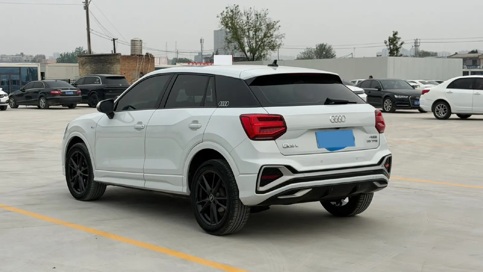 2023 Audi Q2L 1.5T 160HP L4 7DCT,autocango,china used car exporter,china ev exporter,chinese used car exporter,chinese used ev exporter