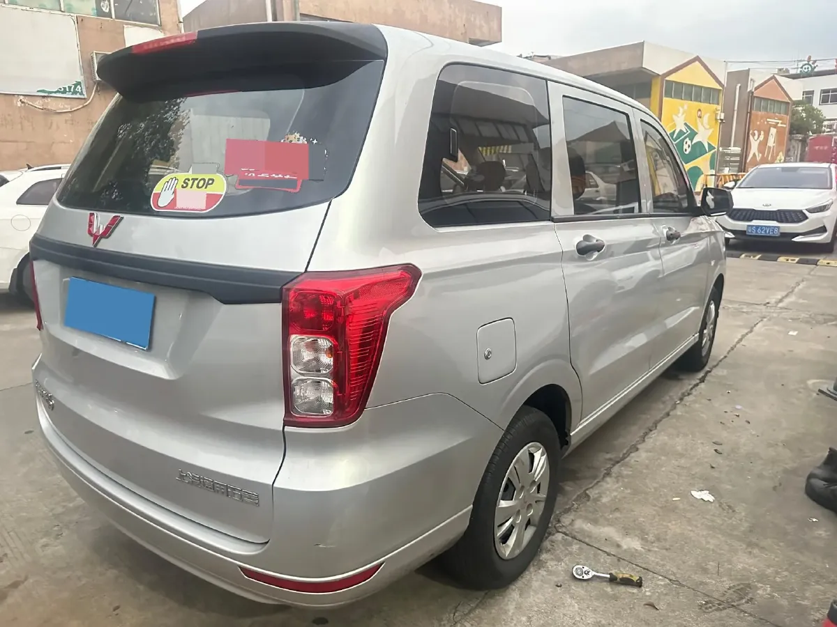 2021 Yema SiPaiKa 1.5L 109HP L4 5MT,autocango,china used car exporter,china ev exporter,chinese used car exporter,chinese used ev exporter