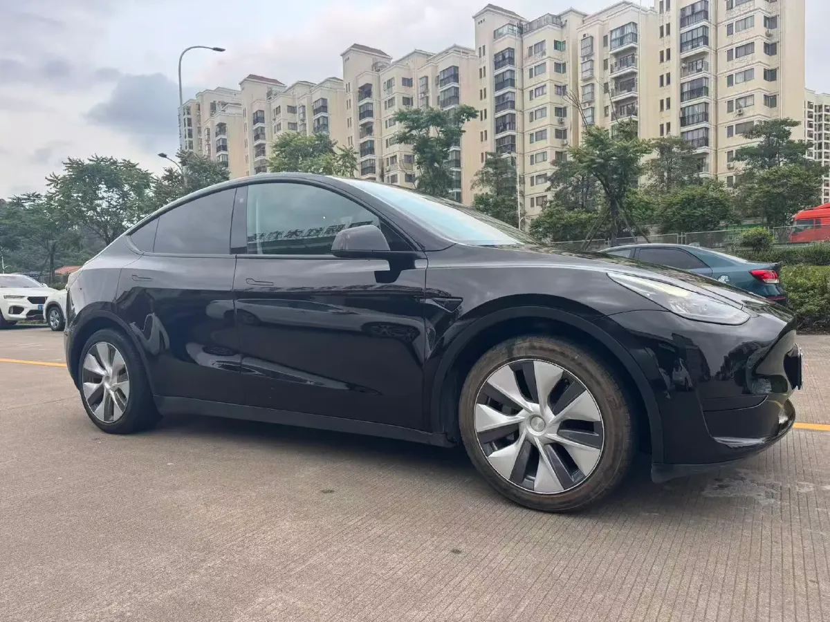 2022 Tesla Model Y BEV 60KWH,autocango,china used car exporter,china ev exporter,chinese used car exporter,chinese used ev exporter