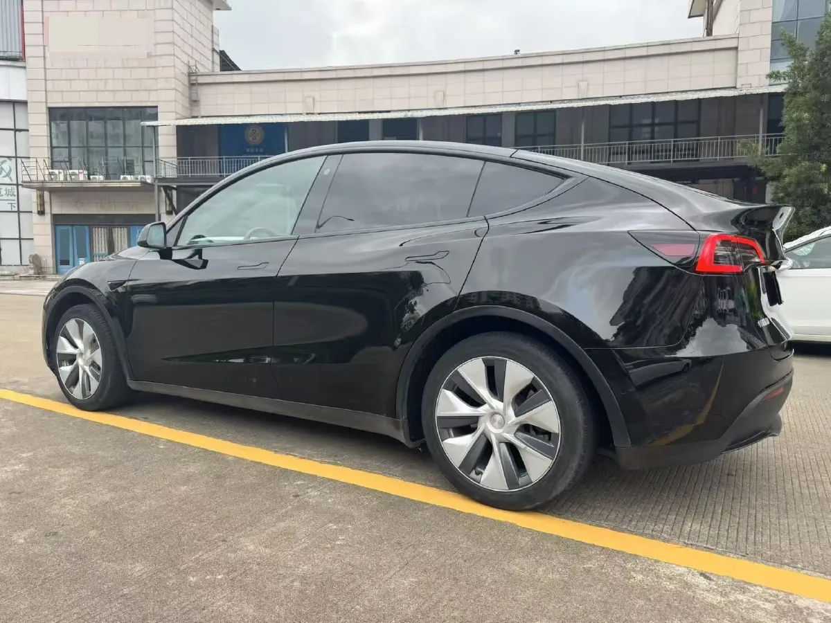 2022 Tesla Model Y BEV 60KWH,autocango,china used car exporter,china ev exporter,chinese used car exporter,chinese used ev exporter