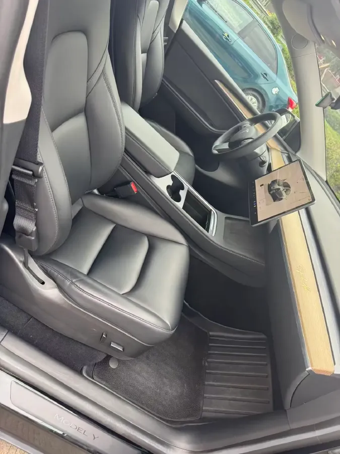 2022 Tesla Model Y BEV 60KWH,autocango,china used car exporter,china ev exporter,chinese used car exporter,chinese used ev exporter