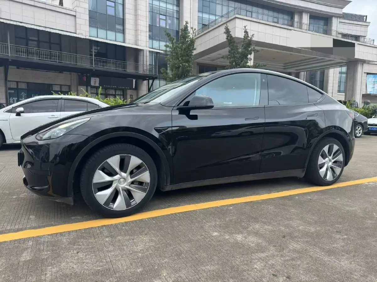 2022 Tesla Model Y BEV 60KWH,autocango,china used car exporter,china ev exporter,chinese used car exporter,chinese used ev exporter