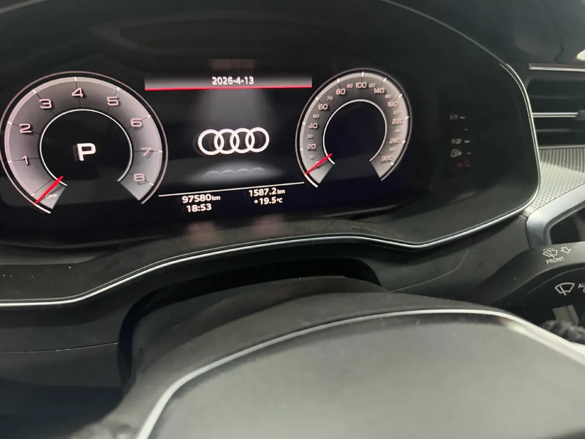 2020 Audi A6L 2.0T 224HP L4 7DCT,autocango,china used car exporter,china ev exporter,chinese used car exporter,chinese used ev exporter