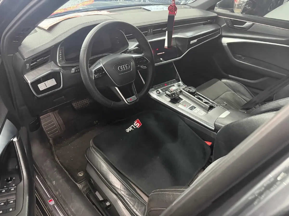 2020 Audi A6L 2.0T 224HP L4 7DCT,autocango,china used car exporter,china ev exporter,chinese used car exporter,chinese used ev exporter