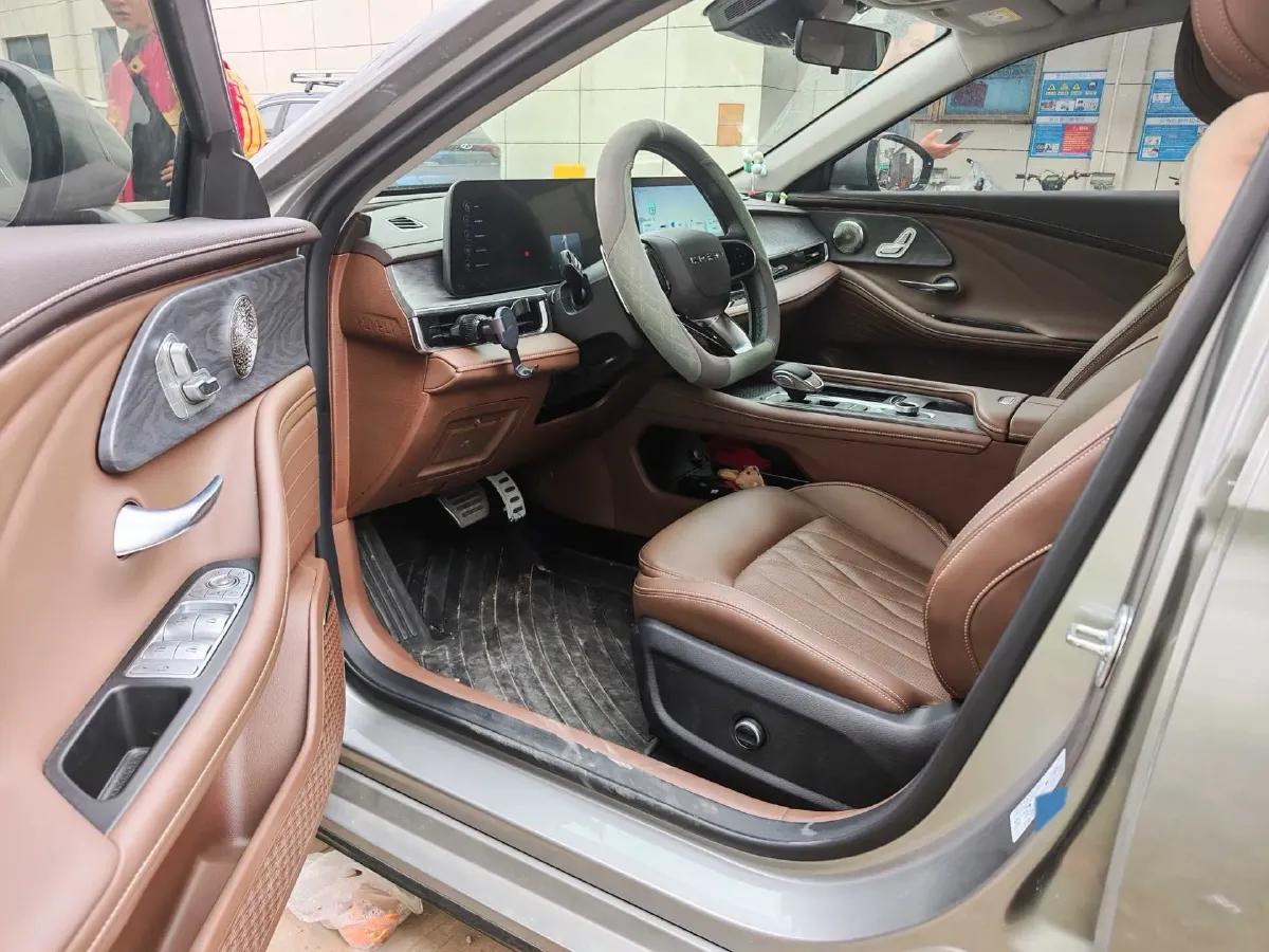 2025 Chery Arrizo 8 1.6T 197HP L4 7DCT,autocango,china used car exporter,china ev exporter,chinese used car exporter,chinese used ev exporter