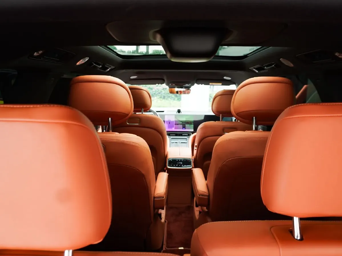 2024 AITO AITO M9 1.5T 152HP L4 REEV 42KWH,autocango,china used car exporter,china ev exporter,chinese used car exporter,chinese used ev exporter