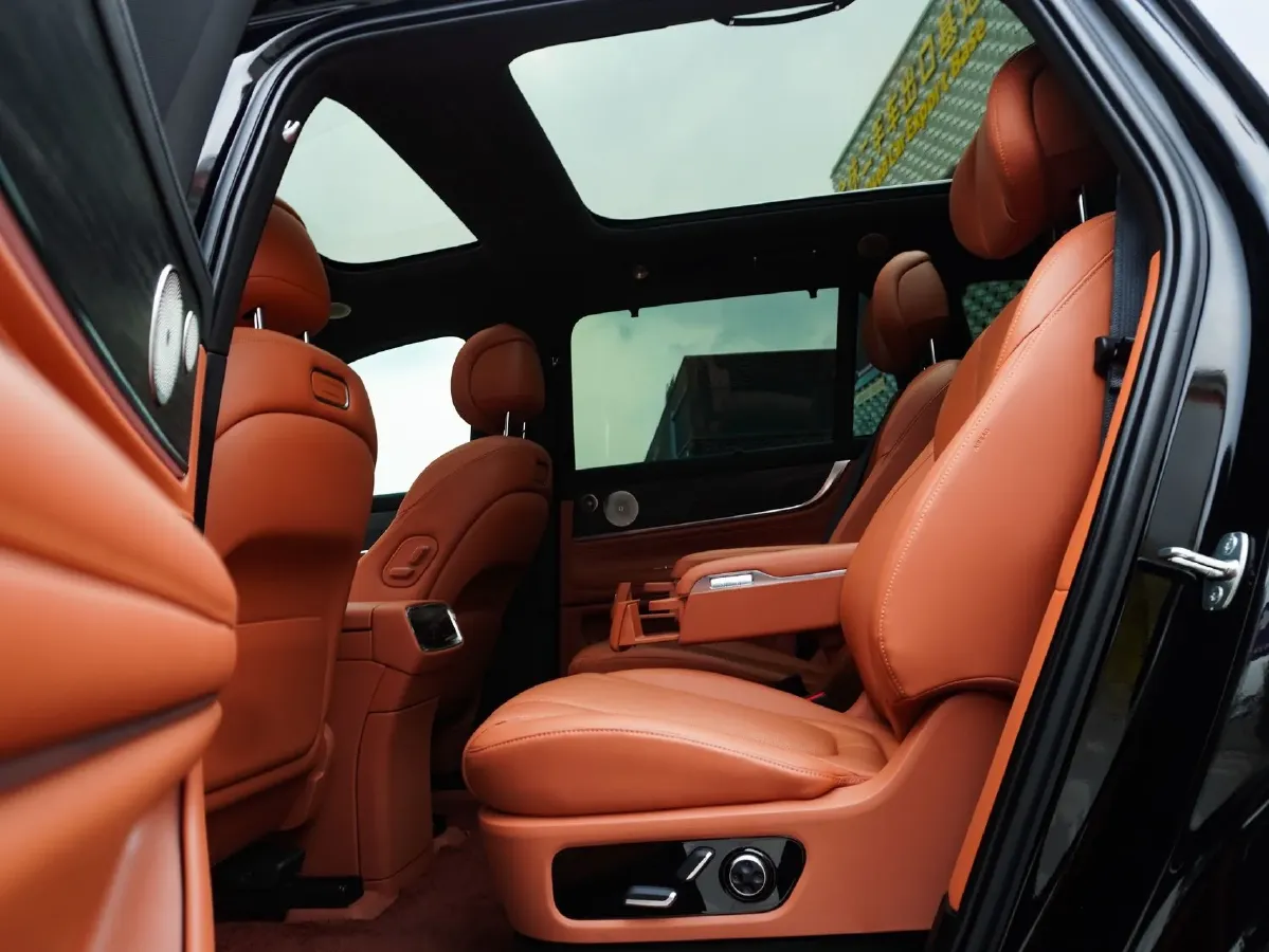 2024 AITO AITO M9 1.5T 152HP L4 REEV 42KWH,autocango,china used car exporter,china ev exporter,chinese used car exporter,chinese used ev exporter