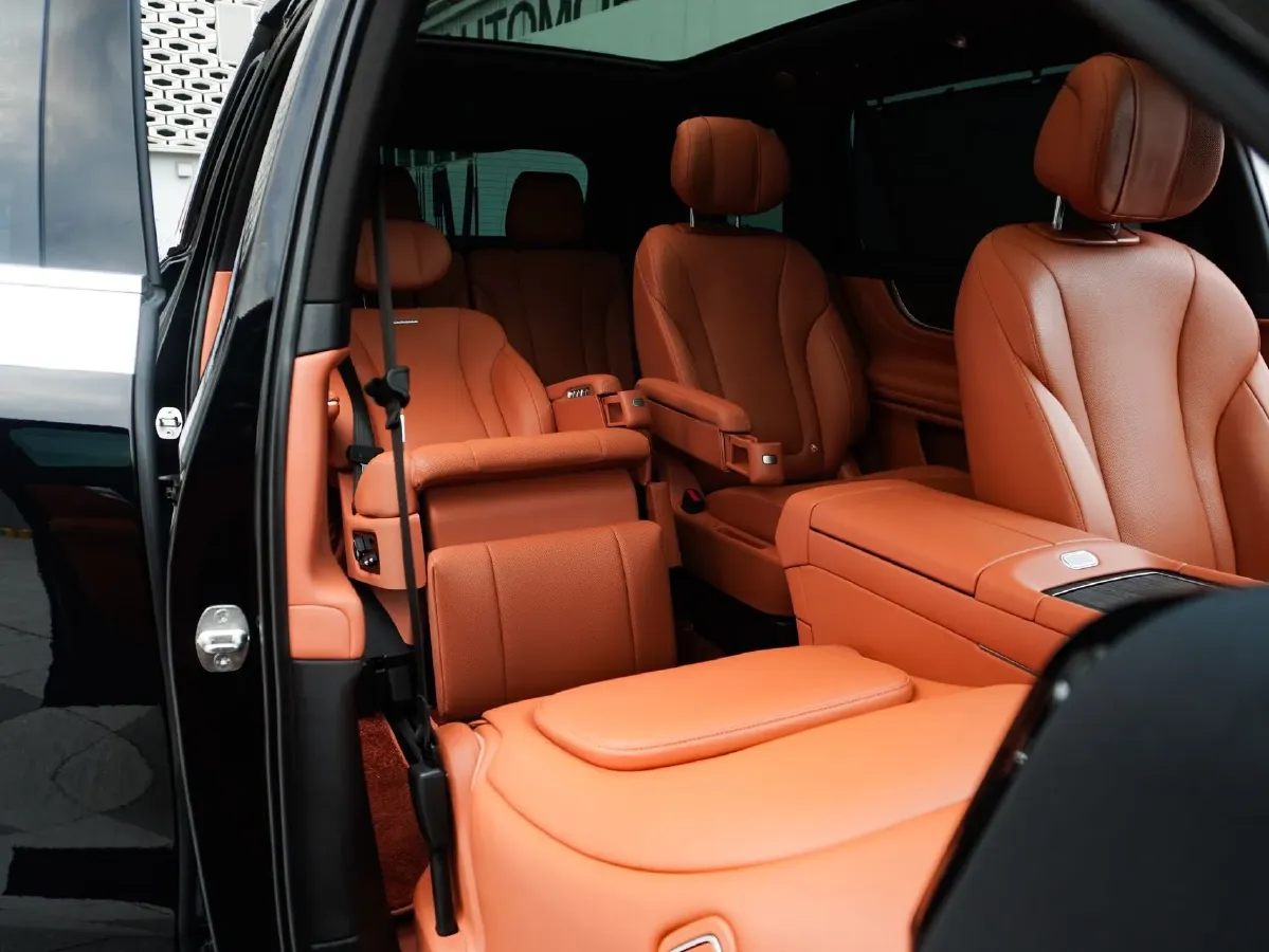 2024 AITO AITO M9 1.5T 152HP L4 REEV 42KWH,autocango,china used car exporter,china ev exporter,chinese used car exporter,chinese used ev exporter