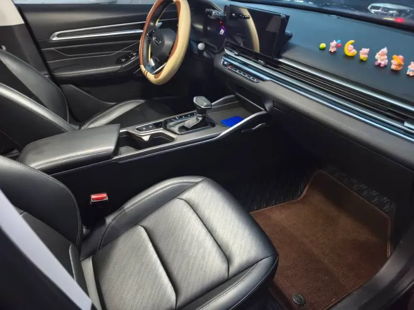 2022 Geely Emgrand 1.5L 114HP L4 CVT,autocango,china used car exporter,china ev exporter,chinese used car exporter,chinese used ev exporter