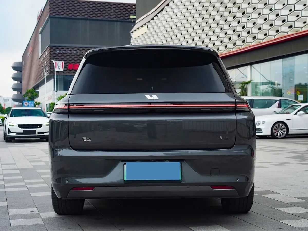 2023 Li L8 Range Extended 154HP REEV 40.9KWH,autocango,china used car exporter,china ev exporter,chinese used car exporter,chinese used ev exporter
