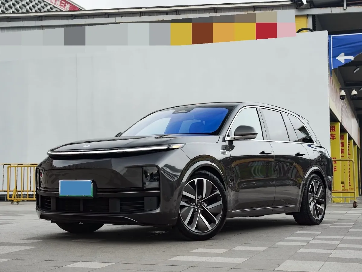 2023 Li L8 Range Extended 154HP REEV 40.9KWH,autocango,china used car exporter,china ev exporter,chinese used car exporter,chinese used ev exporter