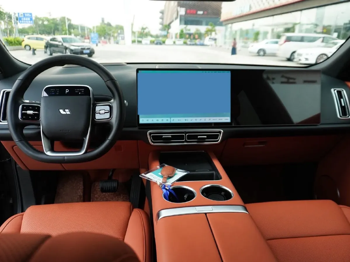 2023 Li L8 Range Extended 154HP REEV 40.9KWH,autocango,china used car exporter,china ev exporter,chinese used car exporter,chinese used ev exporter