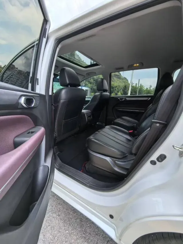 2023 GAC Trumpchi M6 1.5T 177HP L4 7DCT,autocango,china used car exporter,china ev exporter,chinese used car exporter,chinese used ev exporter