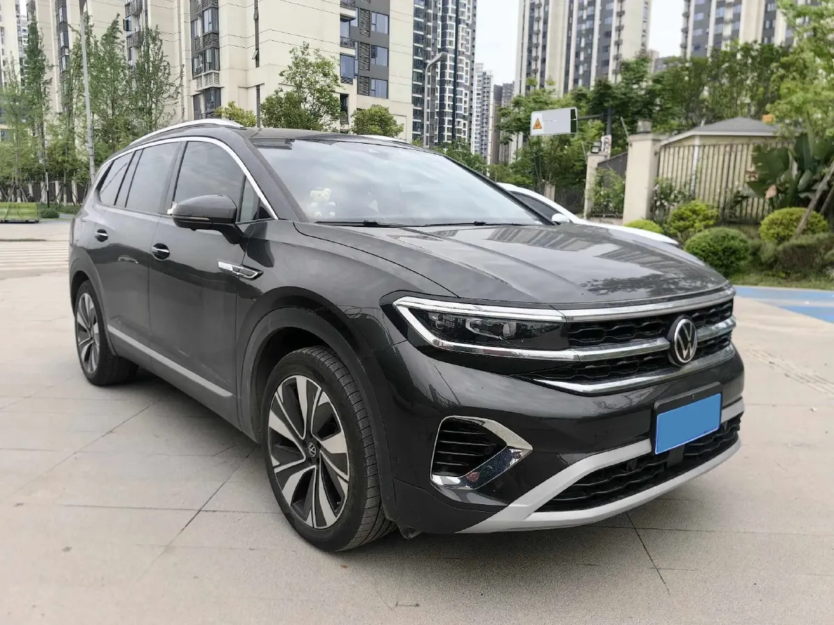 2024 Volkswagen Talagon 2.0T 220HP L4 7DCT,autocango,china used car exporter,china ev exporter,chinese used car exporter,chinese used ev exporter