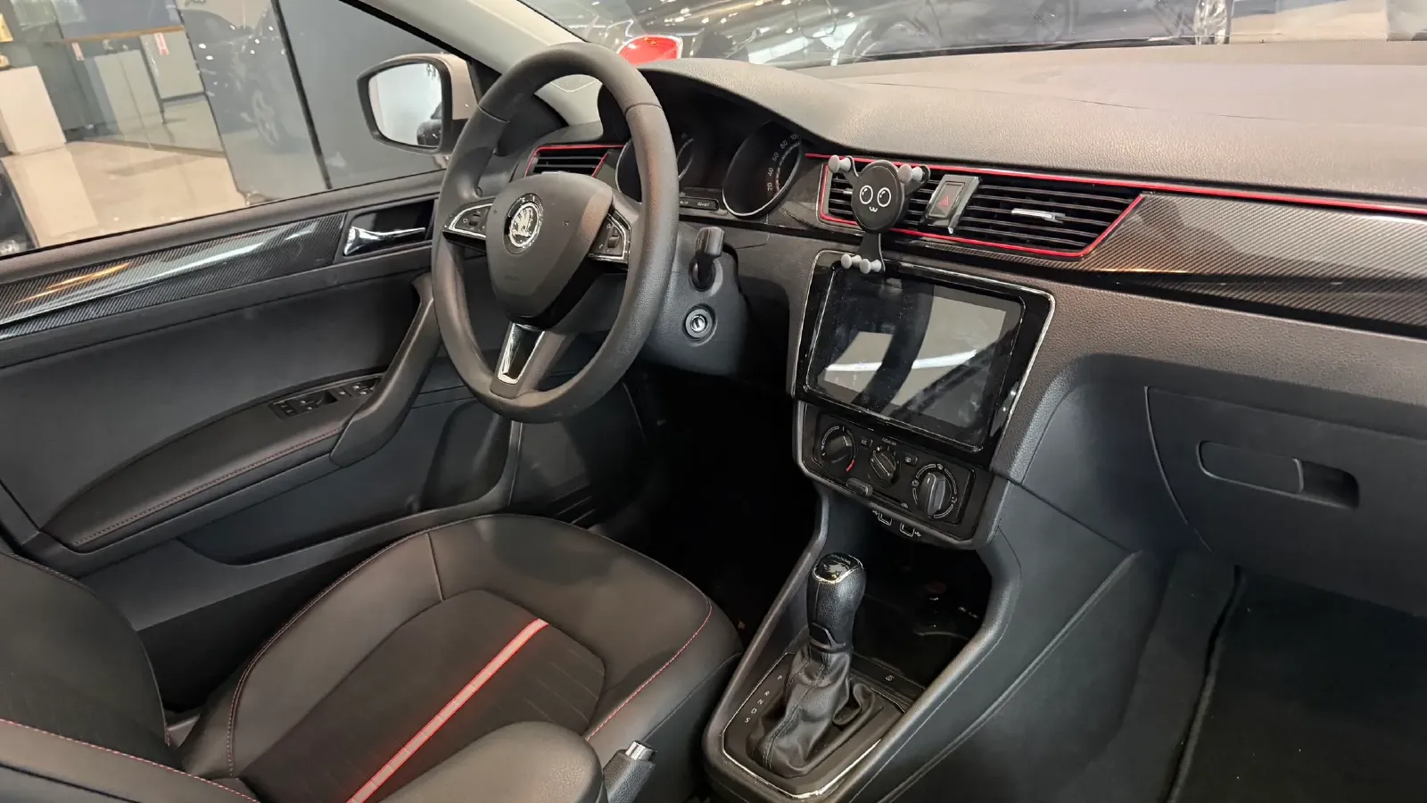 2020 Skoda Rapid Spaceback 1.5L 112HP L4 6AT,autocango,china used car exporter,china ev exporter,chinese used car exporter,chinese used ev exporter